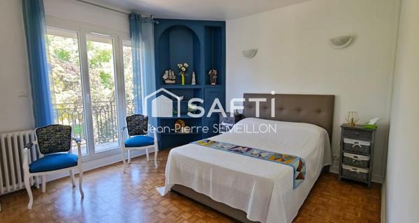 AGEN hyper centre 127M² 3 chambres, garage et cour