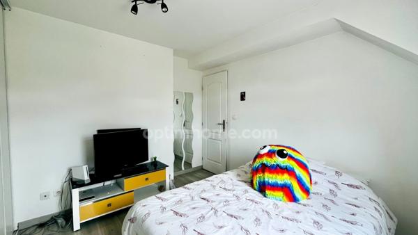 LIANCOURT (60) – MAISON FAMILIALE - JARDIN - TERRASSES- PISCINE - GARAGE - PAS DE TRAVAUX - CALME - PROXIMITE COMMODITES