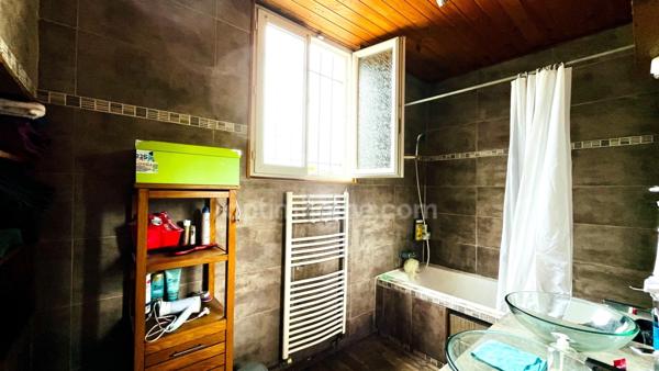 LIANCOURT (60) – MAISON FAMILIALE - JARDIN - TERRASSES- PISCINE - GARAGE - PAS DE TRAVAUX - CALME - PROXIMITE COMMODITES