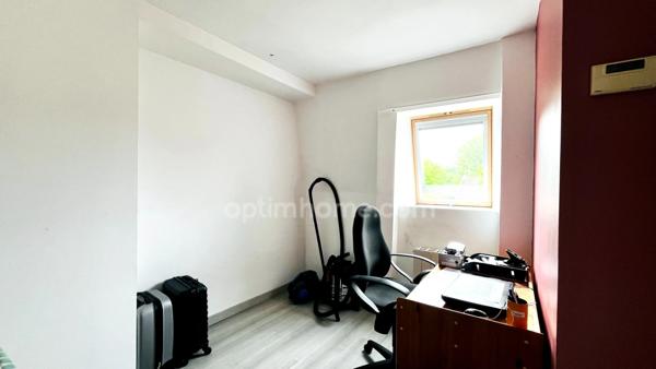 LIANCOURT (60) – MAISON FAMILIALE - JARDIN - TERRASSES- PISCINE - GARAGE - PAS DE TRAVAUX - CALME - PROXIMITE COMMODITES