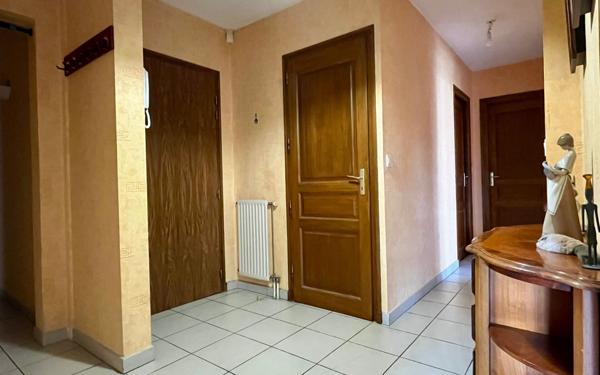 Appartement à vendre    6 pièces • 118 m2 Vienne