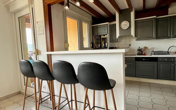 Appartement à vendre    6 pièces • 118 m2 Vienne