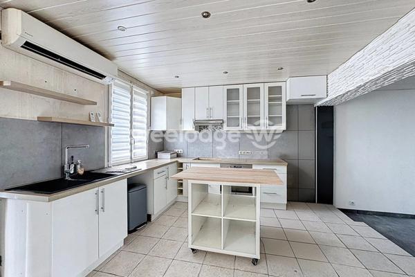 Maison à vendre 3 pièces de 61 m² à Chanteloup-les-Vignes