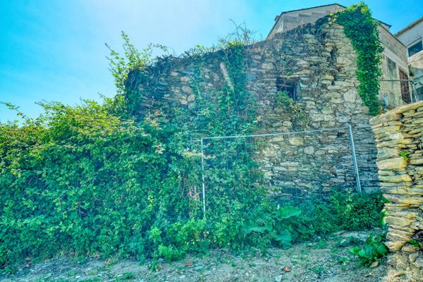 Maison de village Luri - Hameau de Fieno 2 pièces avec terrasse - permis accepté et purgé