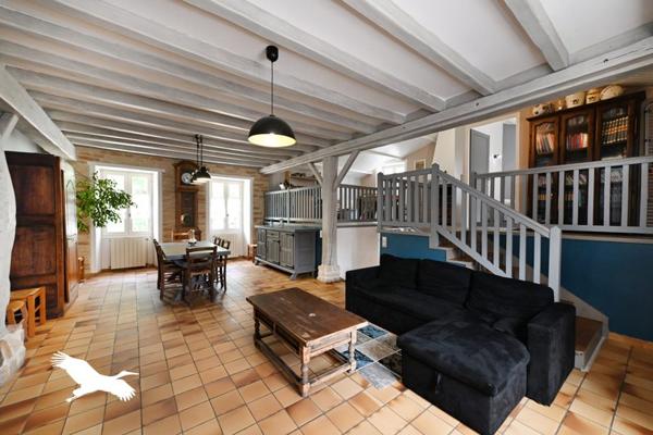 Maison 257 152 € Asnières-sur-Nouère 4 p 145 m² DPE C