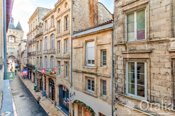Appartement · Vente Bordeaux (33000) 3 pièces · 65m²