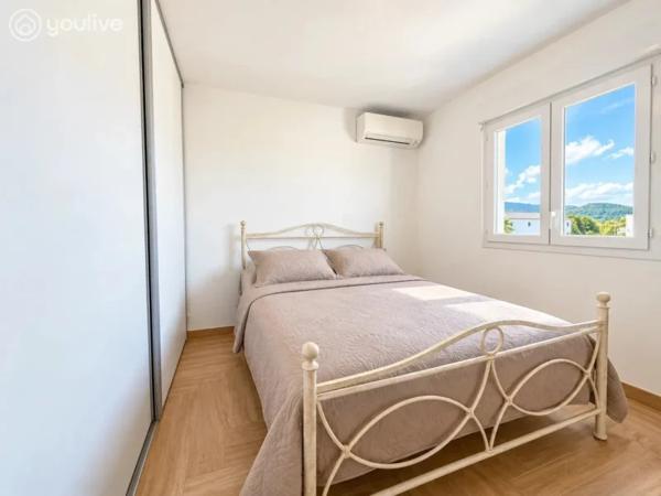 DERNIER ÉTAGE – T3 85 M² – TERRASSE – VUE MER & MONTAGNE