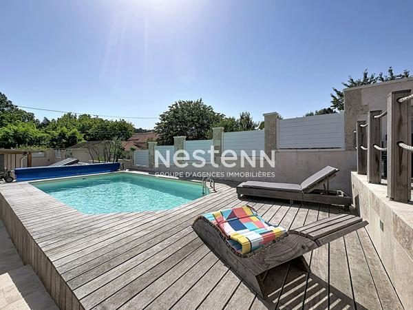 Maison de ville, 2 chambres à Nérac avec piscine et garage