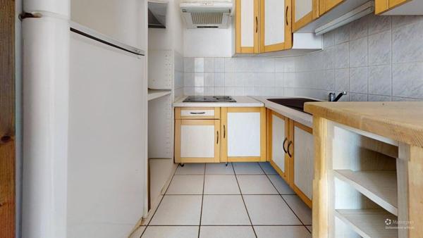 STUDIO TYPE T1BIS 35M2 AVEC TERRASSE et VUE VERCORS