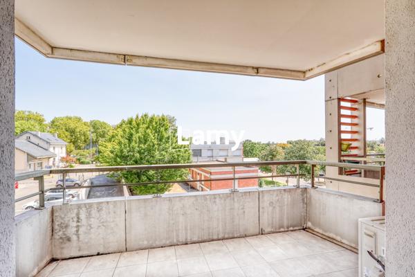 Appartement + parking + annexe + parking