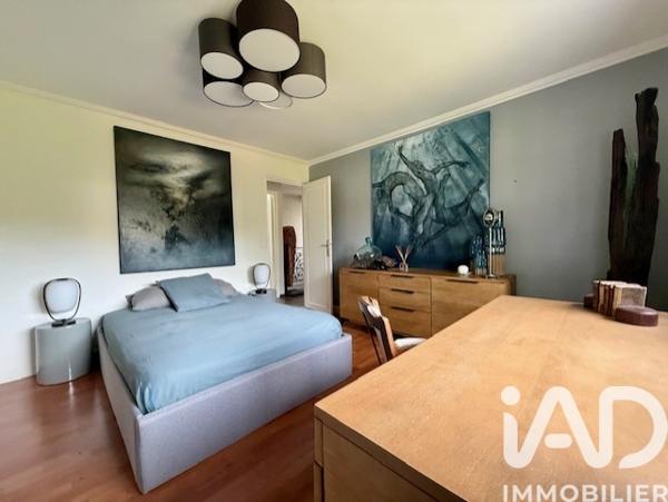 Maison à vendre 7 pièces 210 m² Garches