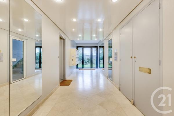 Appartement à vendre  3 pièces - 63,16 m2 COURBEVOIE - 92