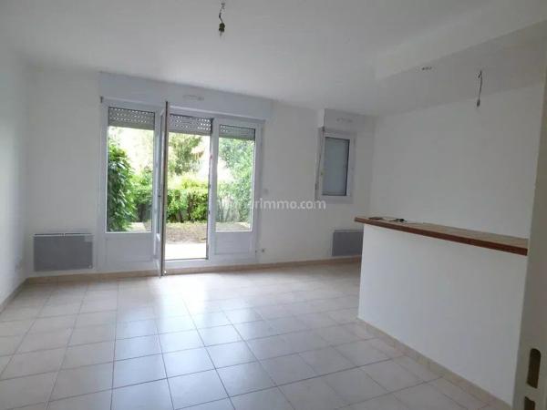 Location                                                      Appartement
                        
                     1 pièces                      29 m2                     à Noisy-le-Grand