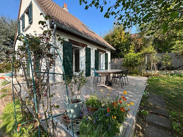 MAISON - QUARTIER DES BLONDEAUX