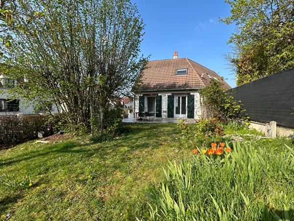 MAISON - QUARTIER DES BLONDEAUX