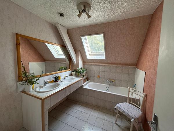 MAISON - QUARTIER DES BLONDEAUX