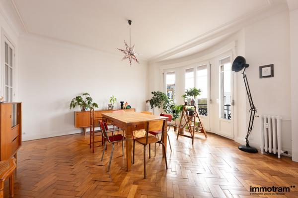 Vente Appartement 151m 2 - 3 chambre(s) - Roubaix, Alfred Mongy • Réf. VA27035