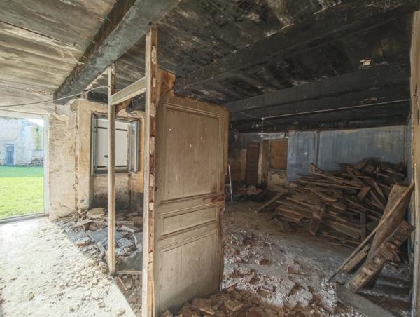 Chateauneuf sur Charente : Maison proche bourg à rénover