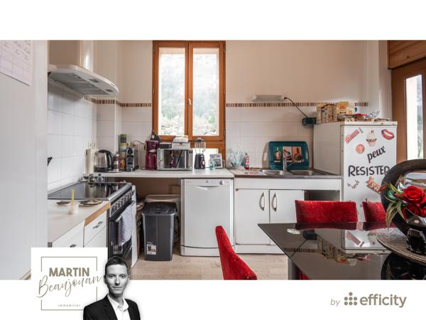 Appartement 3 pièces - 195 m² Exclusivité efficity