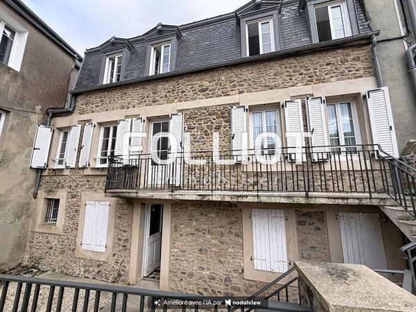 Maison spacieuse 7 pièces à vendre à Coutances - Réf 2676MS