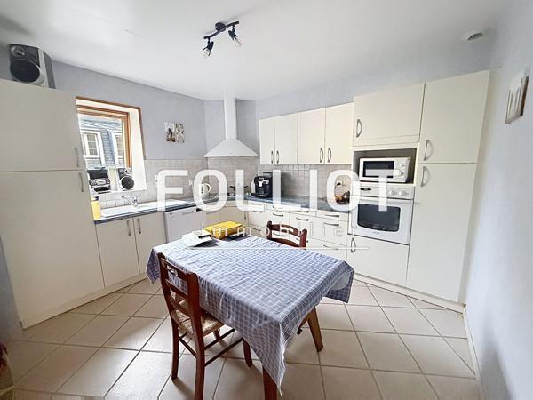 Maison spacieuse 7 pièces à vendre à Coutances - Réf 2676MS