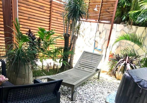 Superbe Appartement T2 avec beau jardin.