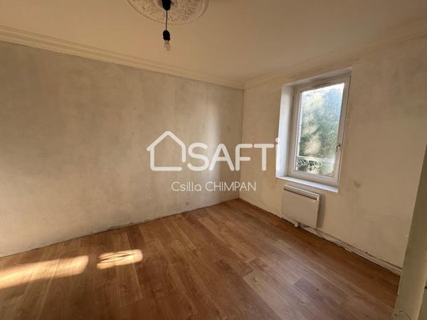 Maison de ville en pierre sur 3 niveaux