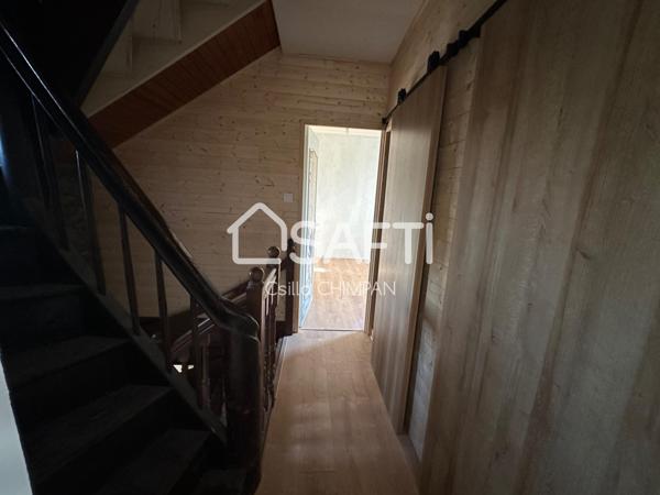 Maison de ville en pierre sur 3 niveaux