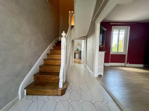 Maison à vendre |  Saint-Amand-Montrond |  5 pièces | 120 m²