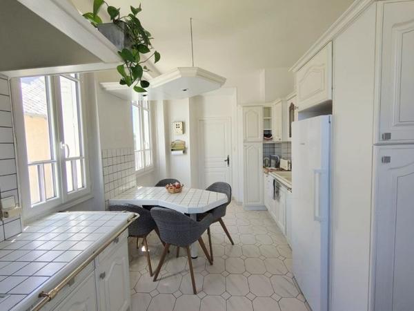 Maison à vendre |  Saint-Amand-Montrond |  5 pièces | 120 m²