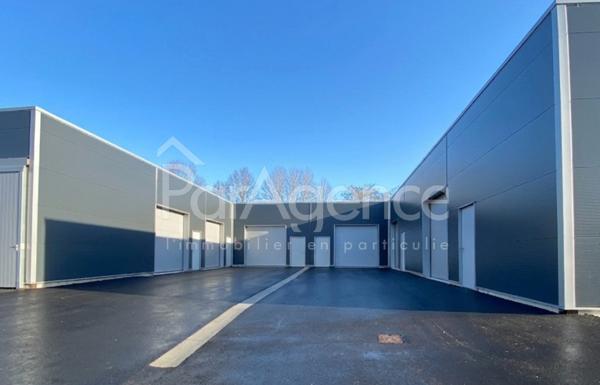 Garage / Entrepôt Fonctionnel et sécurisé Saint-Palais-s