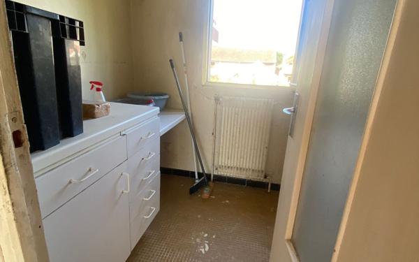 Appartement à vendre    1 pièce • 27,77 m2 Saint-Maur-des-Fossés