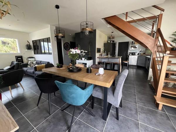 Vente Maison 5 pièces 112 m2 à Lanvallay