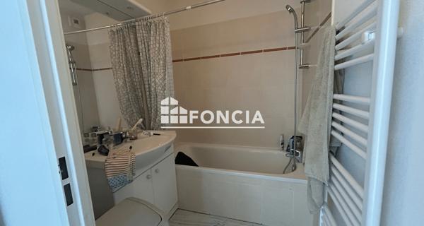 À vendre Appartement 2 pièces 42.06 m² - Cognac 16100