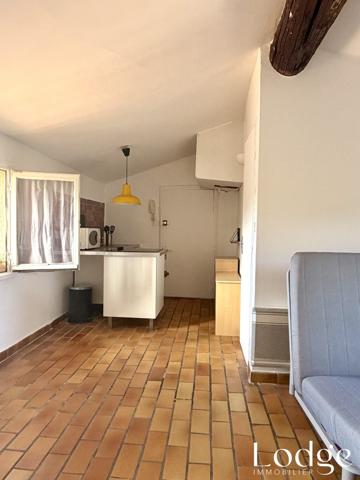 Studio de charme avec vue exceptionnelle sur les toits d'Aix