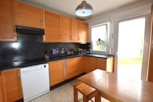 Une opportunité à Quincy-sous-Sénart Spacieuse MAISON de 6 pièces- Réf 8969