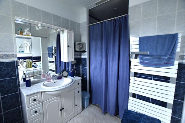 Une opportunité à Quincy-sous-Sénart Spacieuse MAISON de 6 pièces- Réf 8969