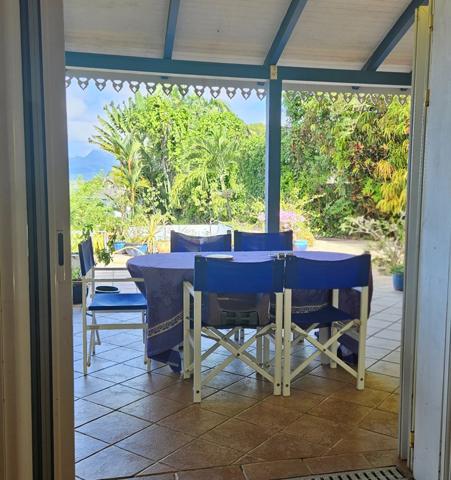 Une propriété de caractère, sur les hauteur de la baie du Golf, vue mer exceptionnelle