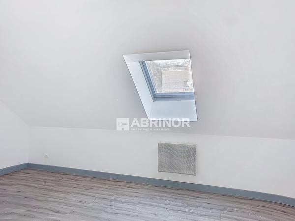 IMMEUBLE DE RAPPORT - 94m² habitables - 2 APPARTEMENTS - GARE TGV TOURCOING TOURCOING