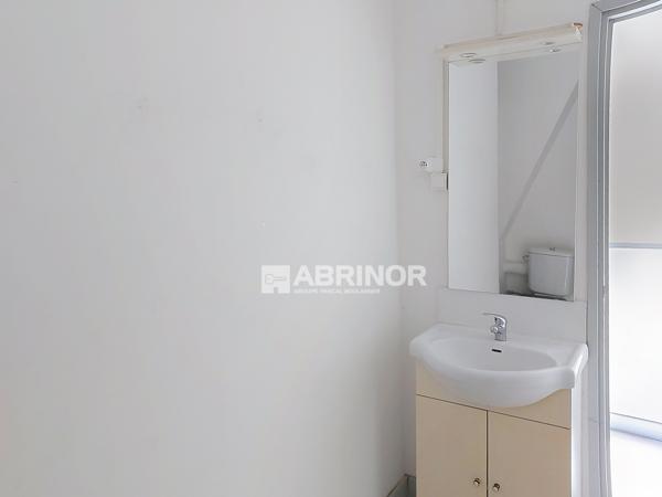 IMMEUBLE DE RAPPORT - 94m² habitables - 2 APPARTEMENTS - GARE TGV TOURCOING TOURCOING
