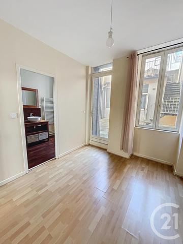 Appartement F4 à vendre  4 pièces - 103,30 m2 RIOM - 63