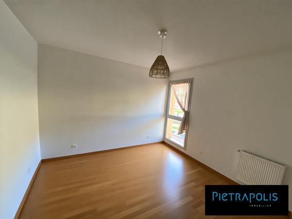 LOZANNE - APPARTEMENT T2 -  BOX FERME EN SOUS SOL