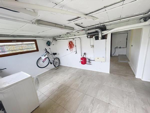MAISON INDIVIDUELLE DE 53 M2  - PARCELLE DE 393 M2 A DEUX MINUTES A PIED DE LA  N7