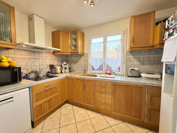 Maison Roissy En Brie 6 pièce(s) 100 m2