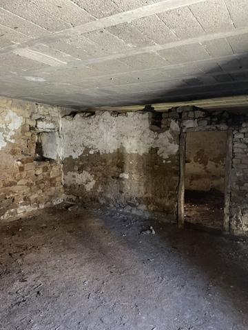 Ploemel (56400) Bâtisse Bretonne en pierres à restaurer - 200m2 - Ploemel (56)