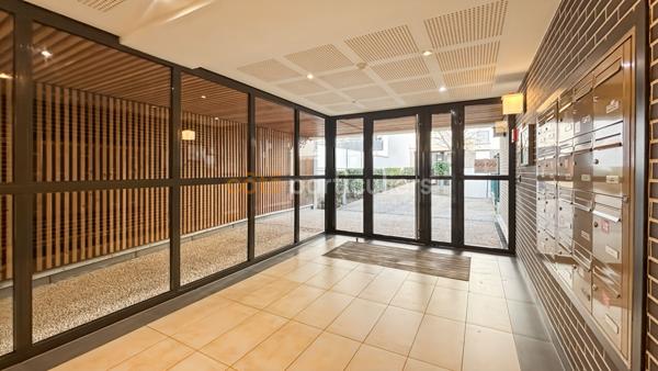 Location Appartement54 m² - 3 Pièces - BRIE COMTE ROBERT (77170)