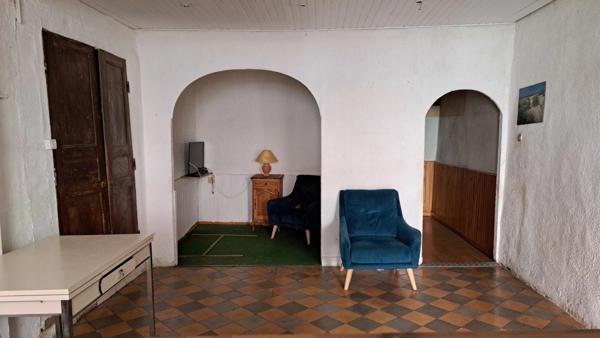 A vendre Maison de village 3 pièces LE BRUSQUET (04)