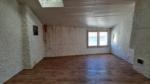 A vendre Maison de village 3 pièces LE BRUSQUET (04)