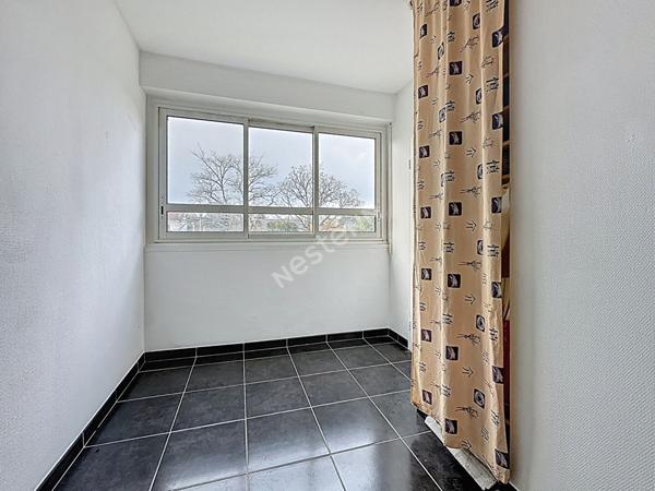 Nantes - Orvault- Pont du Cens : En VENTE Appartement T4, 69 m², 3 chambres, cuisine aménagée. Appartement fonctionnel. Cave et parking.