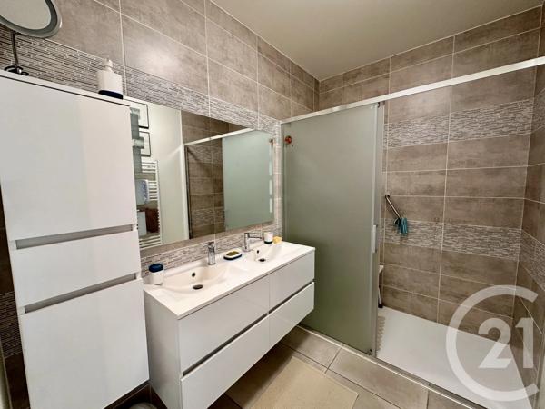 Appartement F4 à vendre  4 pièces - 114,04 m 2   ANDERNOS LES BAINS  - 33